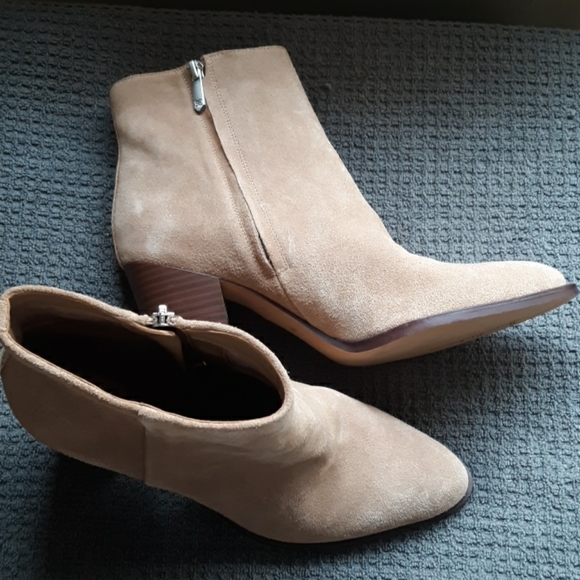 Sam Edelman Shoes - Tan Suede Sam Edelman's